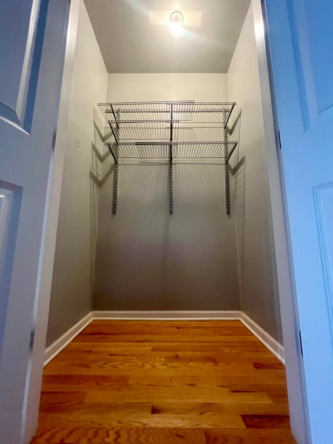 Building Photo - 1900 N Laramie Ave