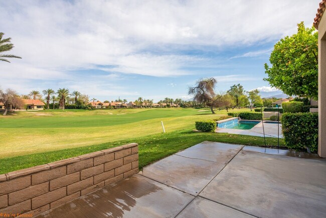 Building Photo - Mission Hills Country Club Home