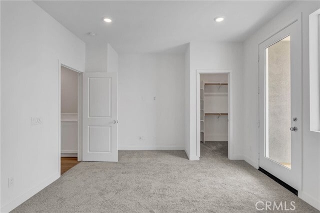 Building Photo - 260 Sash