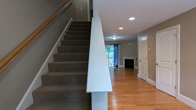 Building Photo - 69 Breckenridge Way