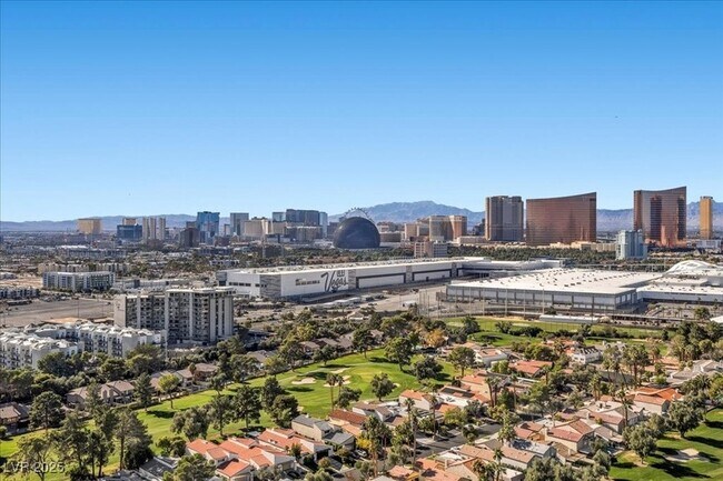 Building Photo - 3111 Bel Air Dr