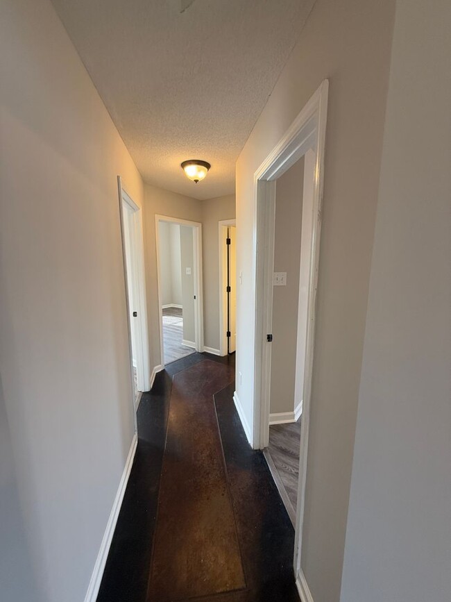 Building Photo - BAYOU VISTA RENTAL HOME 3 BED 2 BATH FENCE...