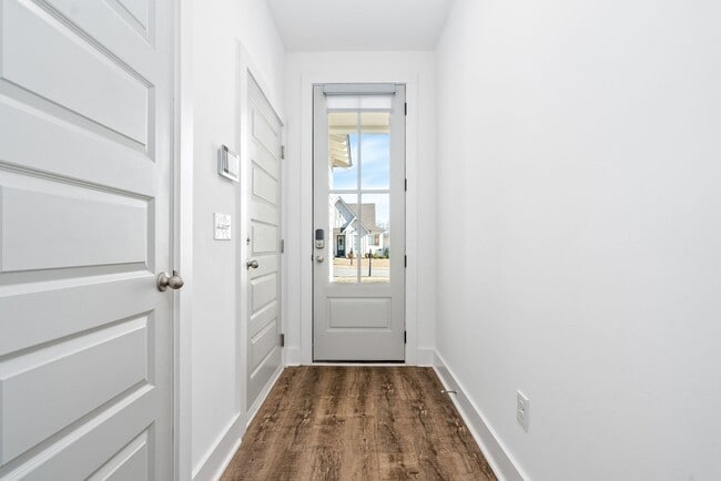Building Photo - 1288 Foxtail Ln
