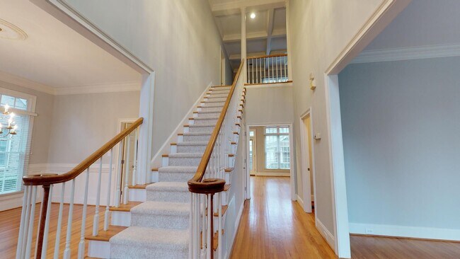 Building Photo - 1105 Randolph Oaks Ct