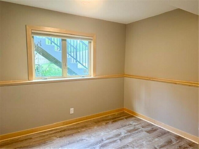 Building Photo - 7936 Grinnell Way