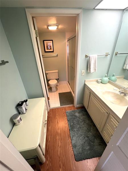 Building Photo - 4801 Martinique Pl