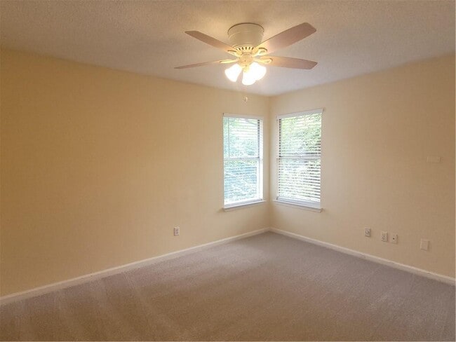 Building Photo - 11080 Mortons Crossing