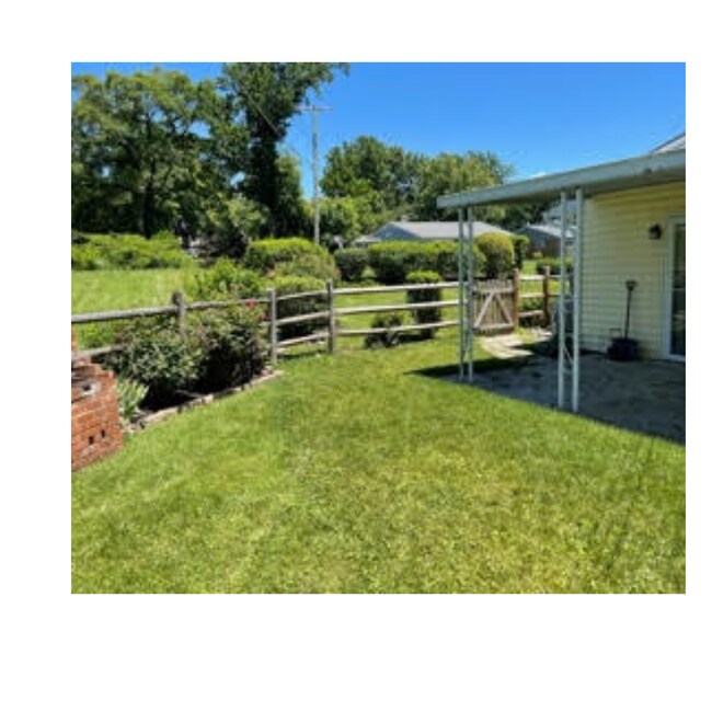 Exterior Rear - 2409 Woodcroft Rd