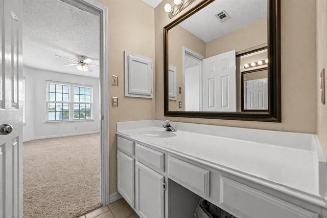 Building Photo - 5110 Heatherdale Dr