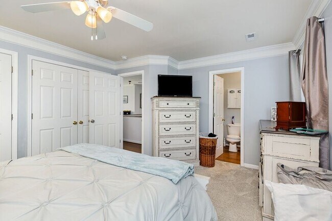 Building Photo - 11814 Gardenia Dr