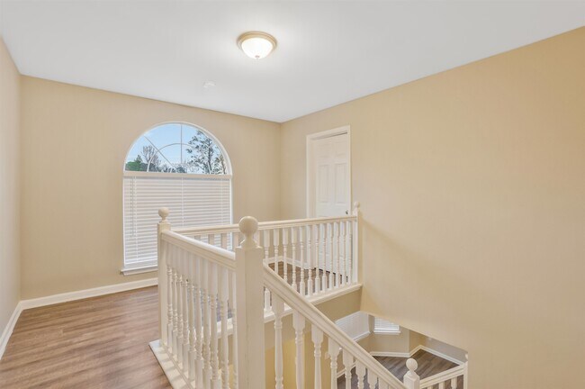 Building Photo - 5240 Rock Pl Dr SW