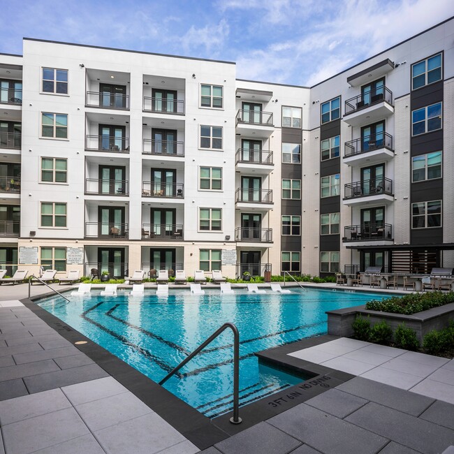 Oversized sundeck and pool - Modera Six Pines