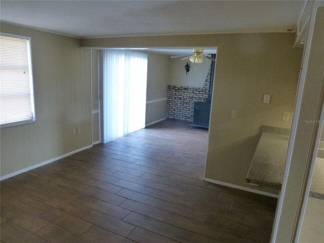 Building Photo - 6815 Alta Vista St