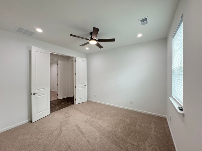 Building Photo - Welcome to Margaritaville 55 + Community