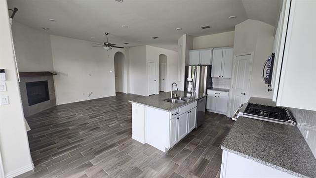Building Photo - 1368 Francesca Dr