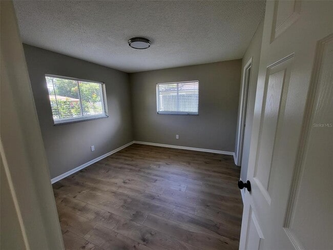 Building Photo - 7722 Westridge Ct