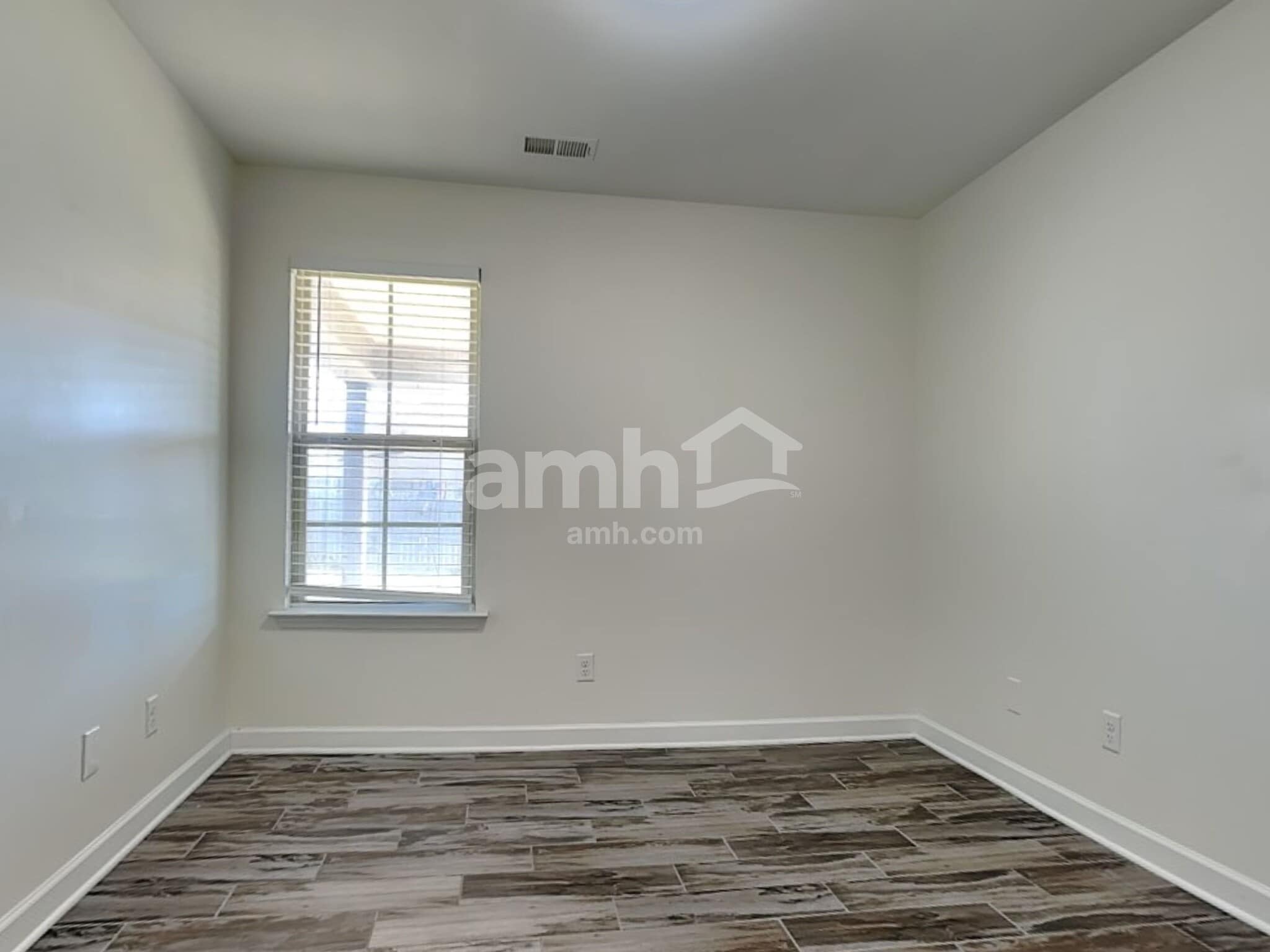 Building Photo - 2653 Molly Ln