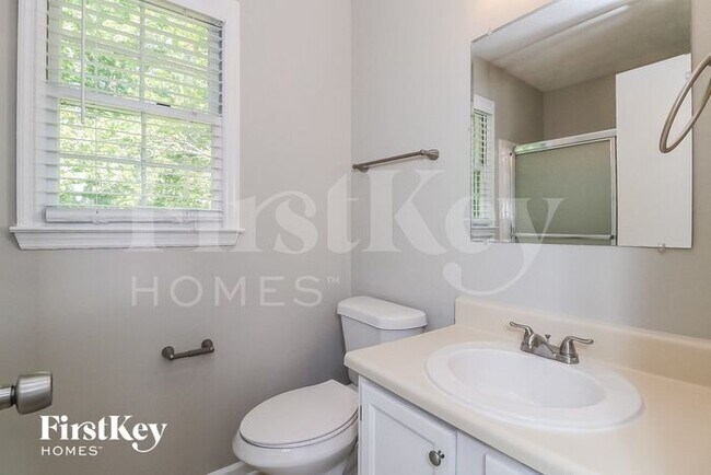 Building Photo - 2066 Arbor Forest Drive Southwest