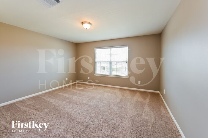 Building Photo - 5914 Treasure Cove Rd