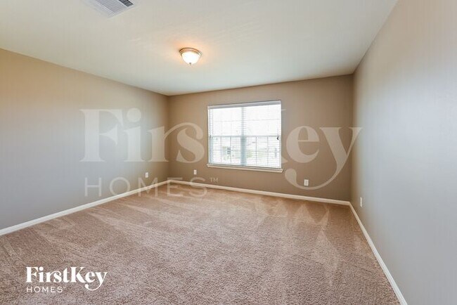 Building Photo - 5914 Treasure Cove Rd