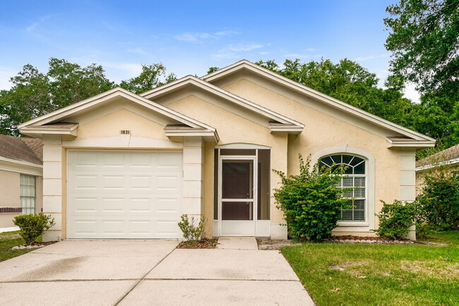 Building Photo - 1831 Coyote Pl