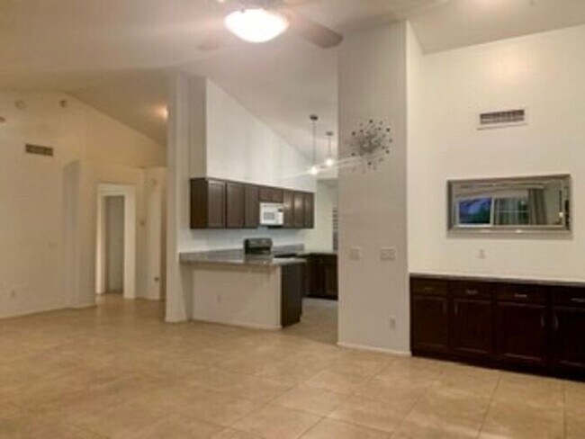 Building Photo - COMING SOON!! LOCATION! LOCATION! LOCATION! LOVELY 3 BEDROOM, 2.0 BATH SINGLE FAMILY HOME!