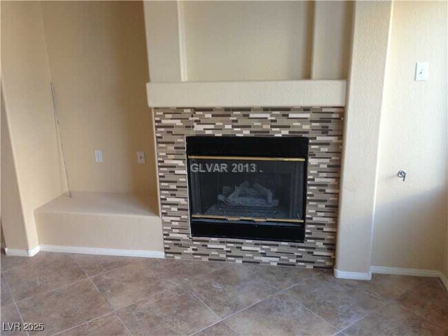 Building Photo - 1020 Windhook St