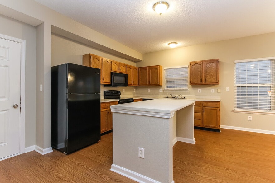 Building Photo - 5666 High Timber Ln