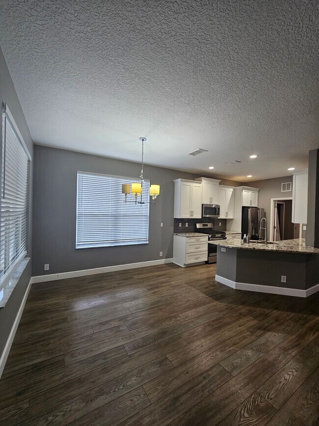 Building Photo - Victoria Park 3 Bedroom Home in Deland