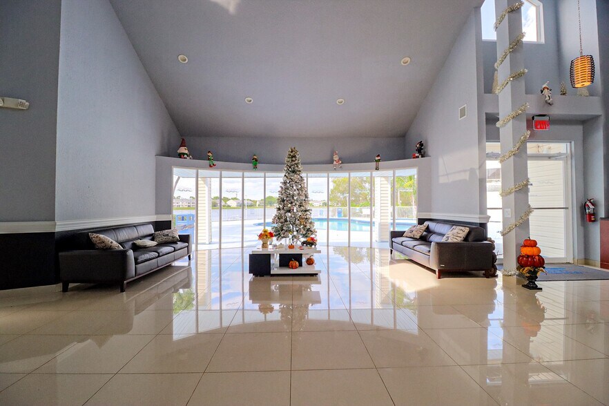 Building Photo - 3453 NW 44th St