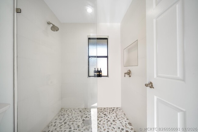 Building Photo - 13659 Ishnala Cir