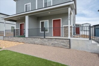 Building Photo - Turnkey Living