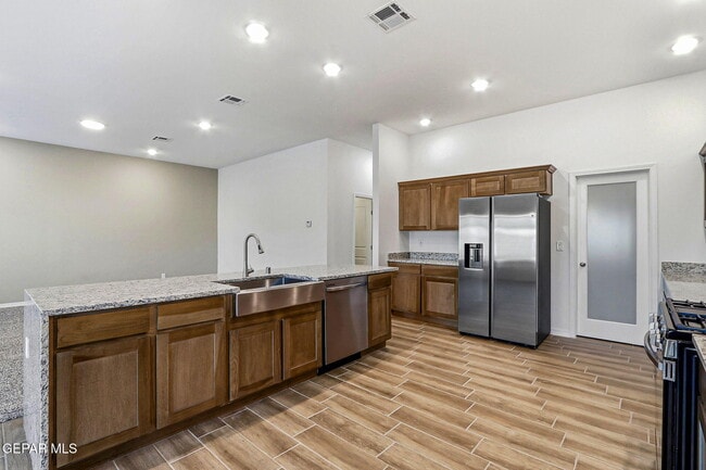 Building Photo - 14329 Steve Joyce Pkwy