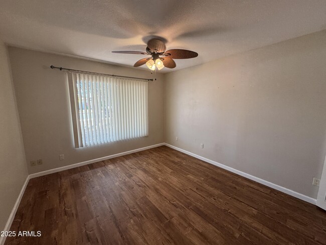 Building Photo - 818 E Todd Dr