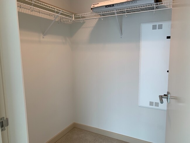 Building Photo - Keauhou Place - New one bedroom, 1 bath, 1...