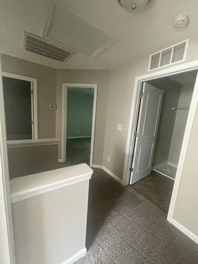 Building Photo - CedarVillage1025(Warranty)