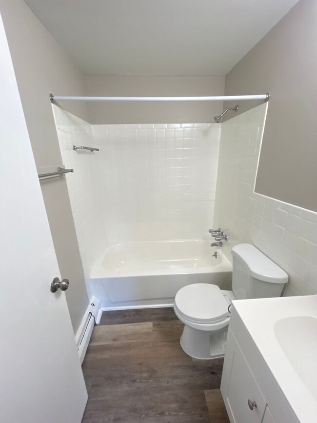 Interior Photo - The Courtyard Apartments