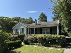 Building Photo - 575 Elizabeth Ln W