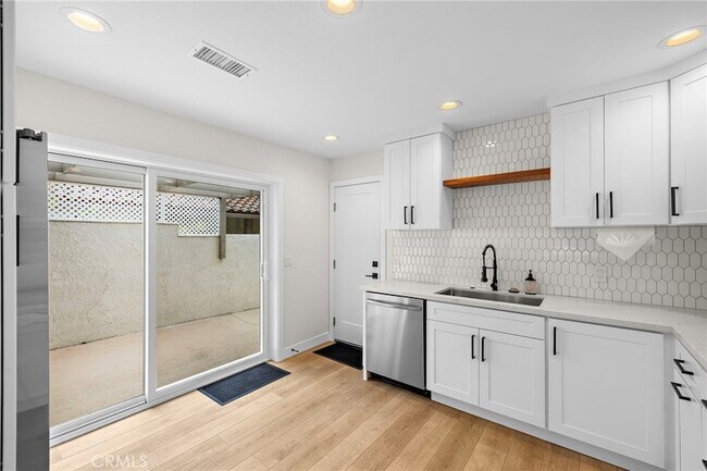 Building Photo - 22951 Via Miramar