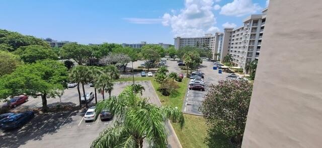 Building Photo - 2661 S Course Dr