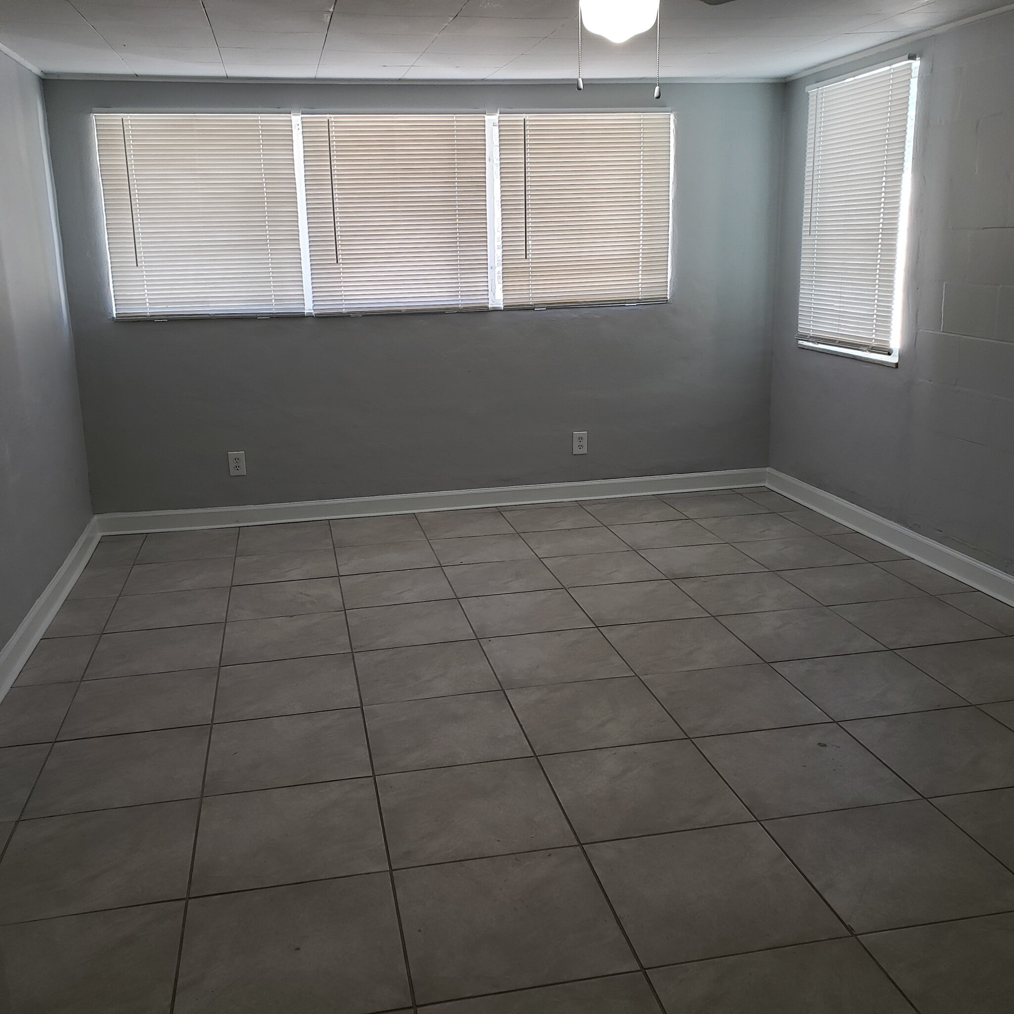 Building Photo - 2061 50th Avenue