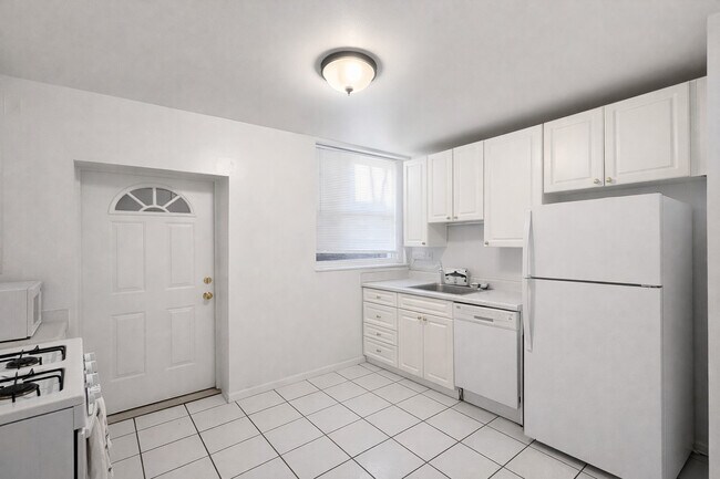 Building Photo - 6420 N Newgard Ave