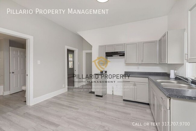 Building Photo - 33 S Addison St