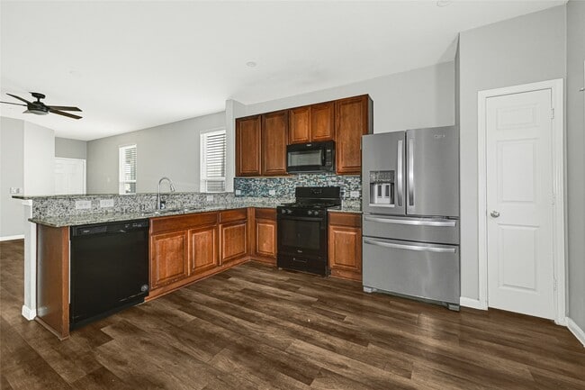 Building Photo - 12823 Clearcroft St