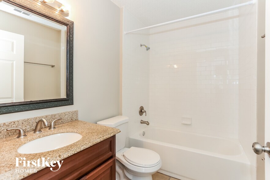 Building Photo - 8311 Abbeyfield Dr