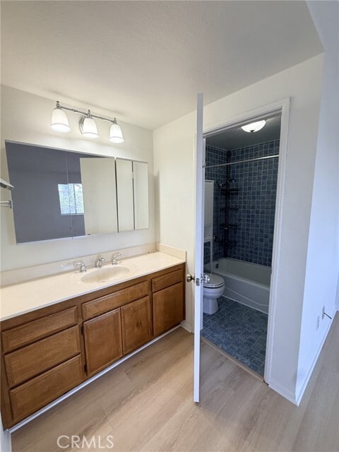 Building Photo - 1061 N Glendora Ave