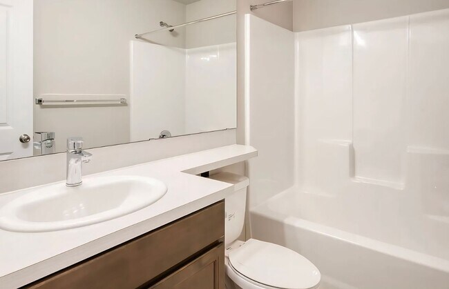 Building Photo - Newly Built 4bd 2.5ba in LSSD