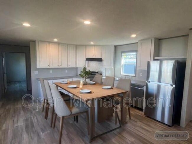 Building Photo - 17481 Orange Grove Rd