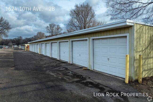 Building Photo - 1624 10th Ave