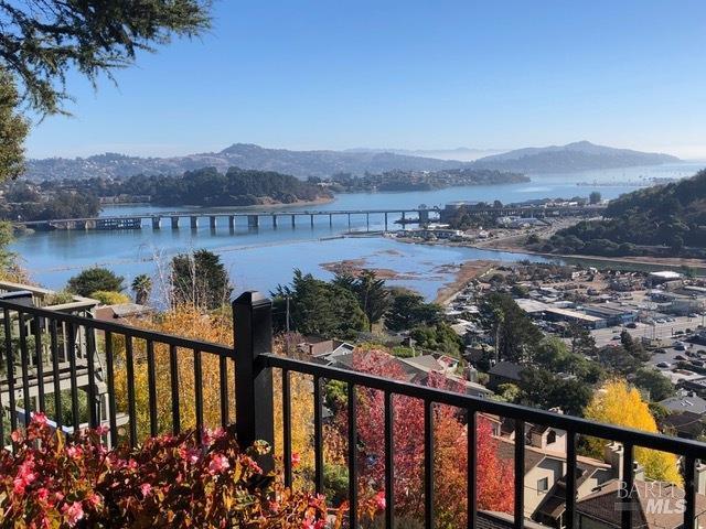 Building Photo - 201 Cleveland Ct